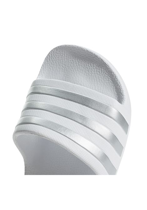Ciabatte Adidas Adilette Aqua Bianco Argento Unisex ADIDAS CORE | Ciabatte | F35555-
